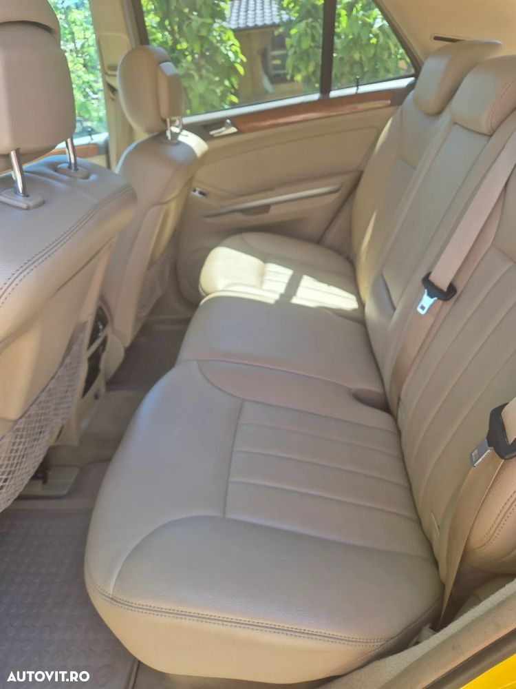 Mercedes-Benz ML - 9