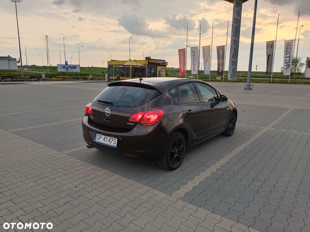 Opel Astra 1.4 T Enjoy - 8