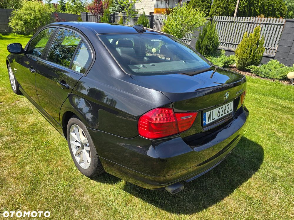 BMW Seria 3 - 16