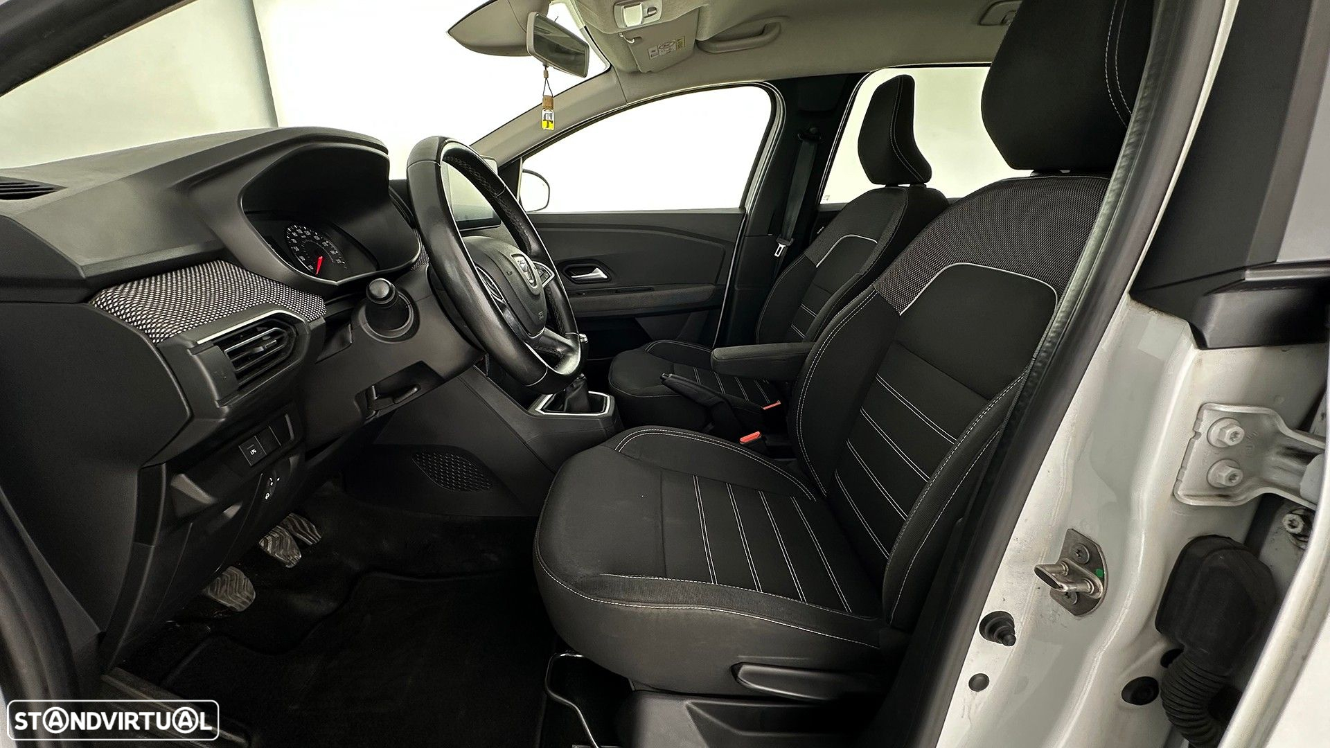 Dacia Jogger 1.0 ECO-G Comfort 7L Bi-Fuel - 25