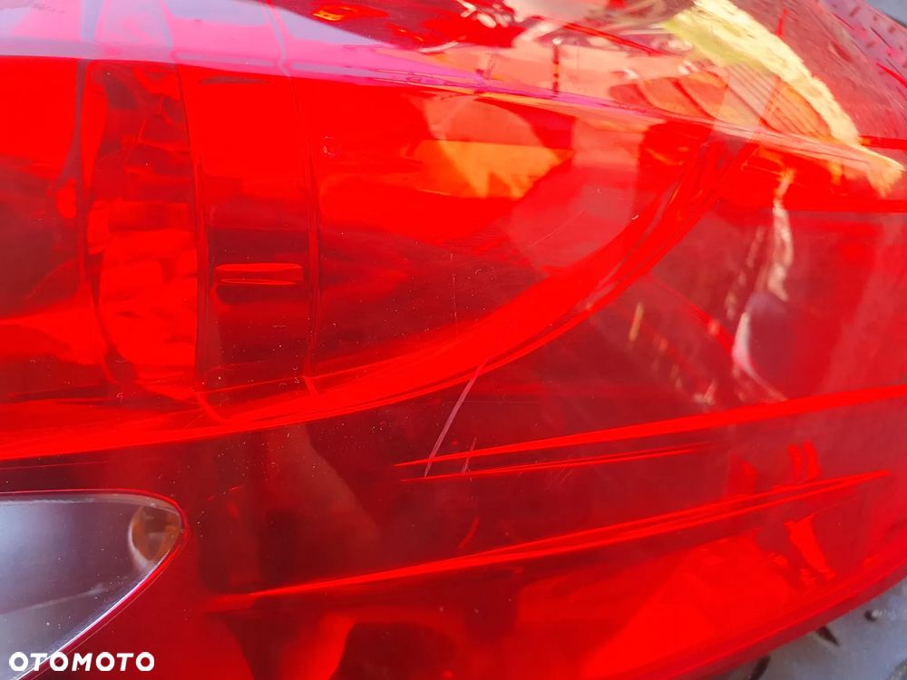 RENAULT CLIO III KOMBI LAMPA PRAWA TYLNA PRAWY TYŁ 8200586844 20230748 ORYGINAŁ - 2