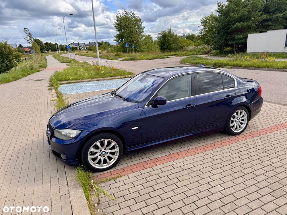 BMW Seria 3 318d DPF - 8