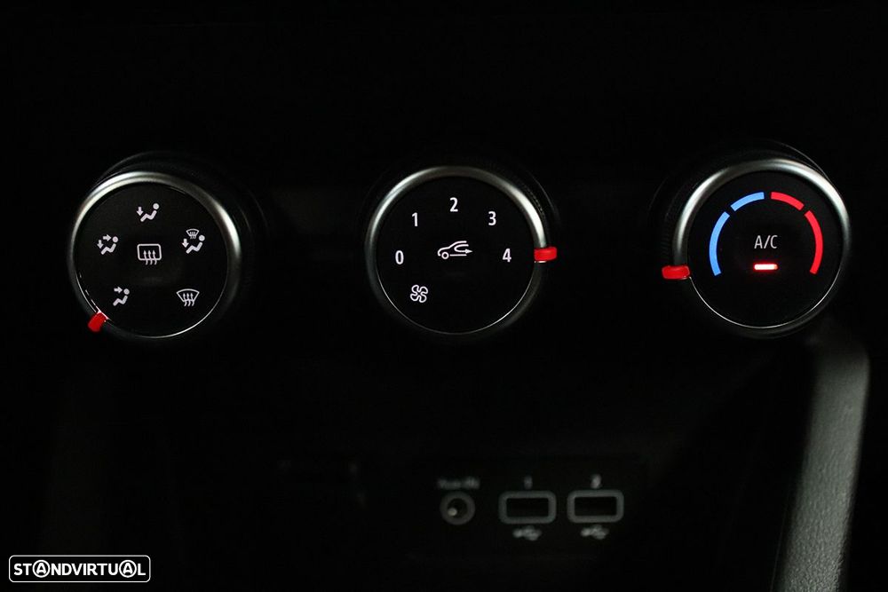 Renault Clio 1.0 TCe Limited Bi-Fuel - 13