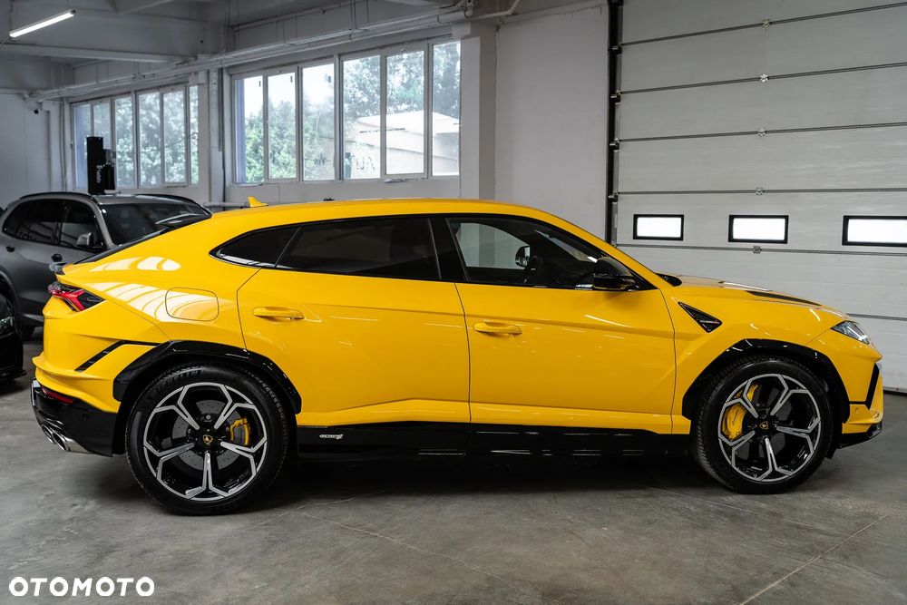 Lamborghini Urus - 8