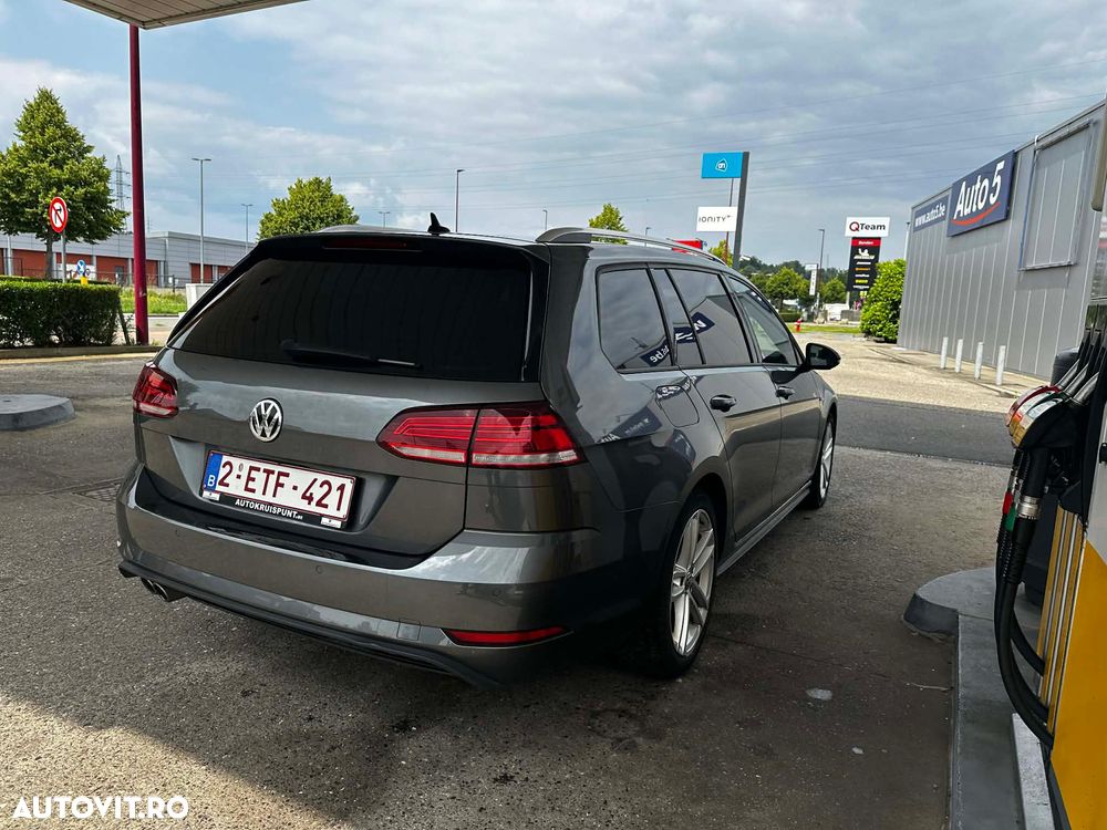 Volkswagen Golf - 9