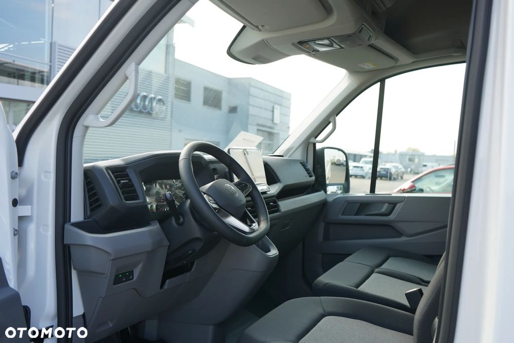 Volkswagen Crafter 35 - 24