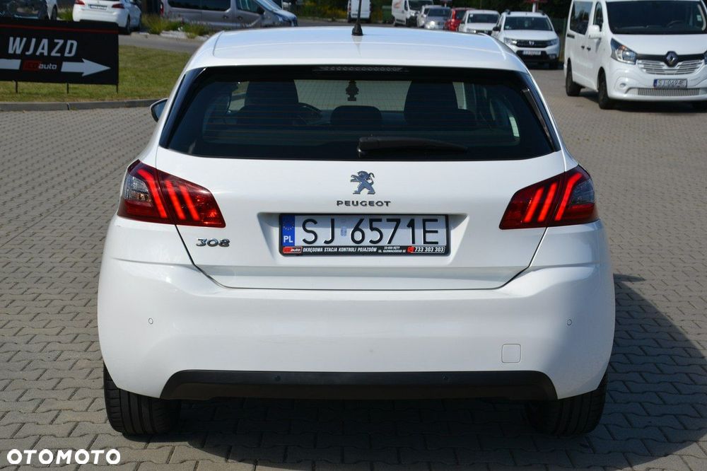 Peugeot 308 - 6