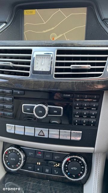 Comand radio nawigacja navi OE Mercedes W218 CLS A2189007702 A2189008402