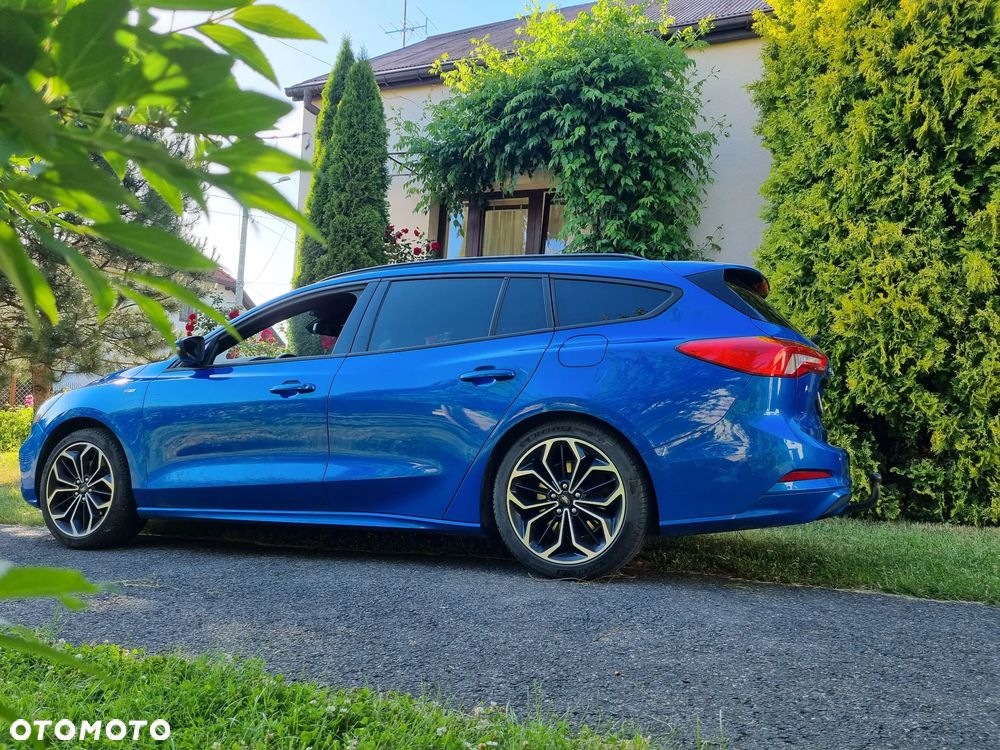 Ford Focus 1.5 EcoBoost ST-Line - 1