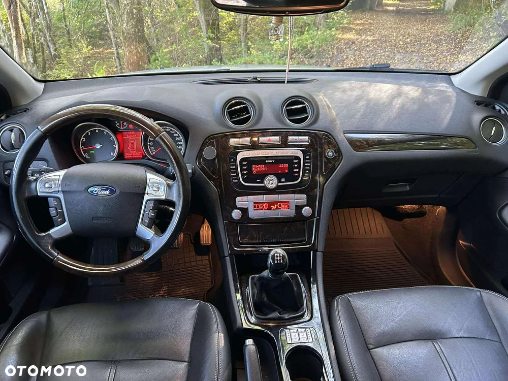 Ford Mondeo - 9