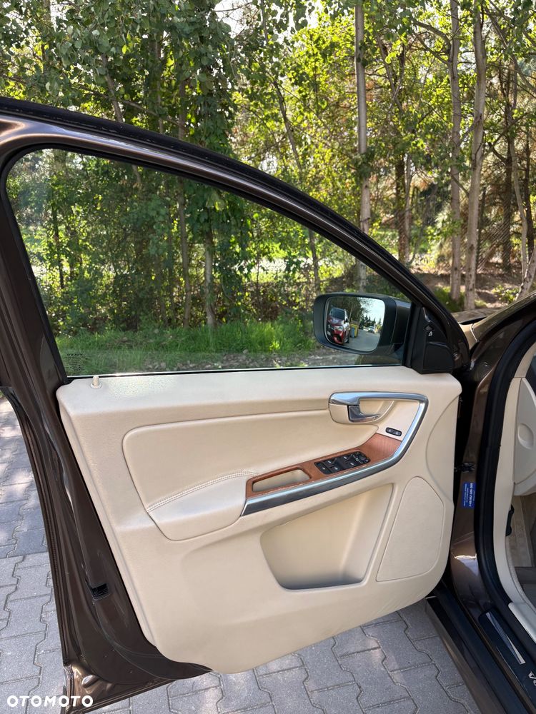 Volvo XC 60 - 12