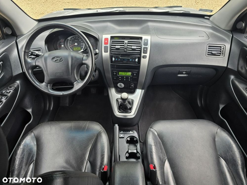 Hyundai Tucson - 8