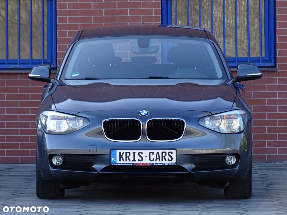 BMW Seria 1 116i Sport Line - 2
