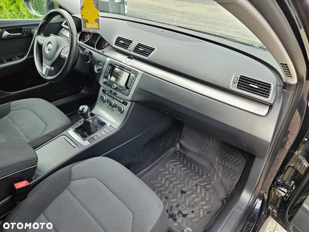 Volkswagen Passat 1.4 TSI BlueMotion Technology Comfortline - 11