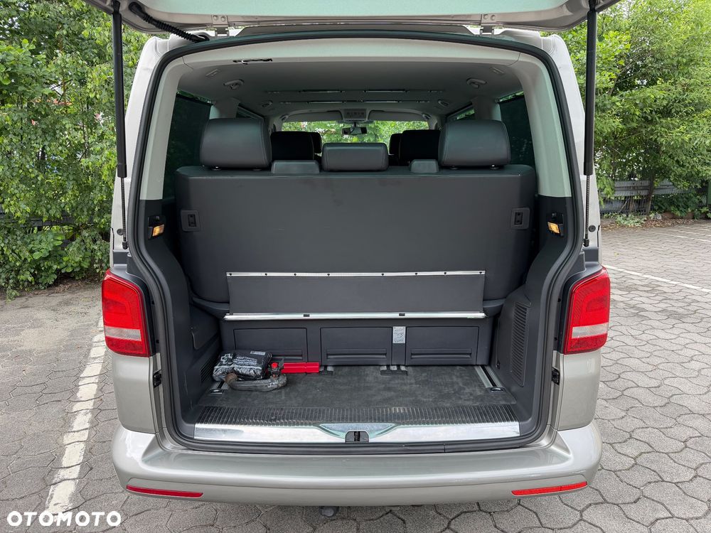 Volkswagen Multivan - 8