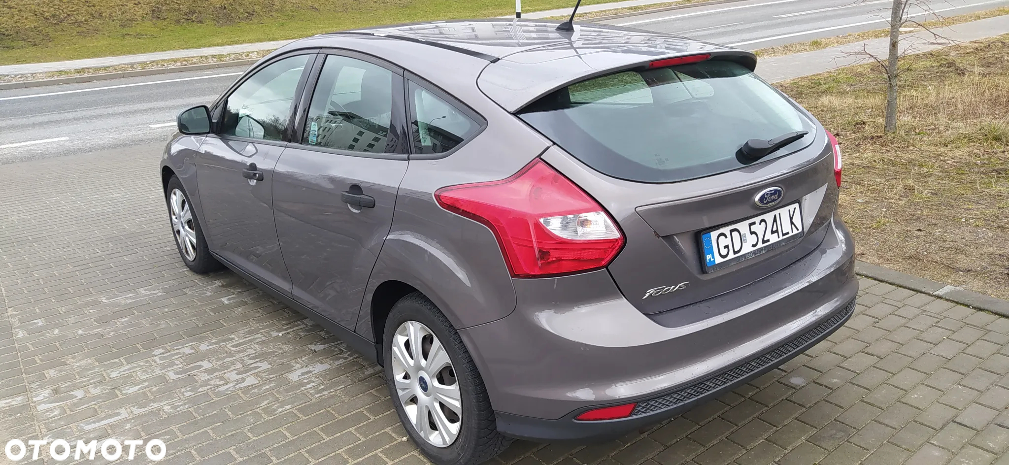 Ford Focus 1.6 Ambiente - 17