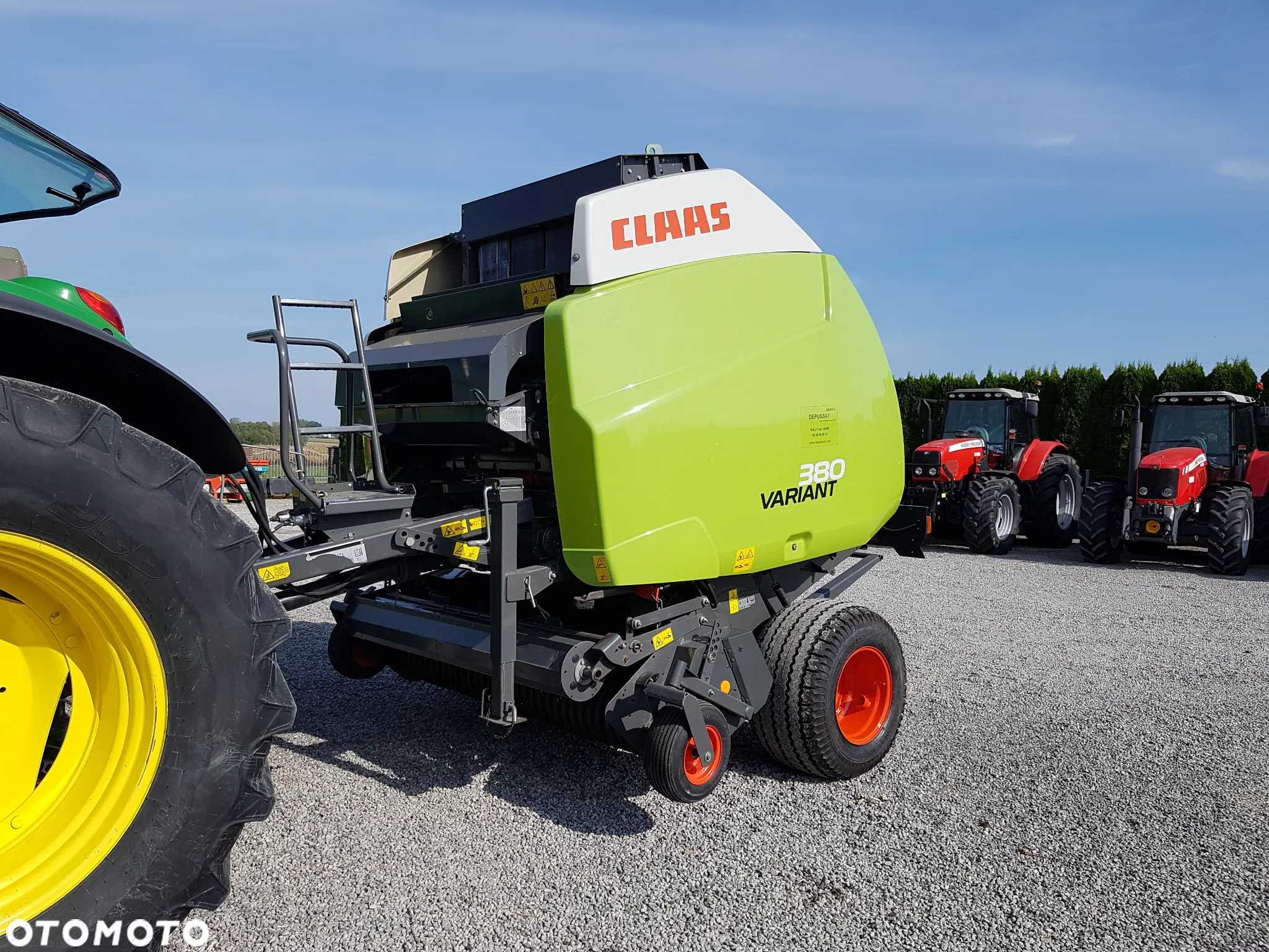 Claas VARIANT 380 - 17