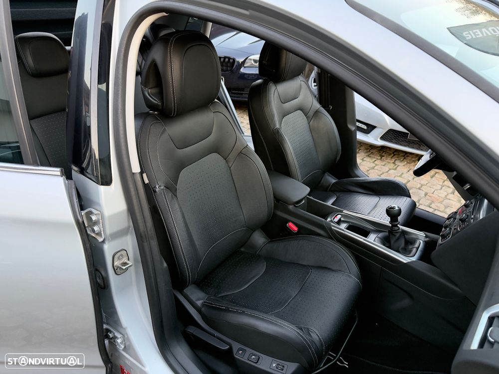 Citroën C4 HDi 110 Exclusive - 50