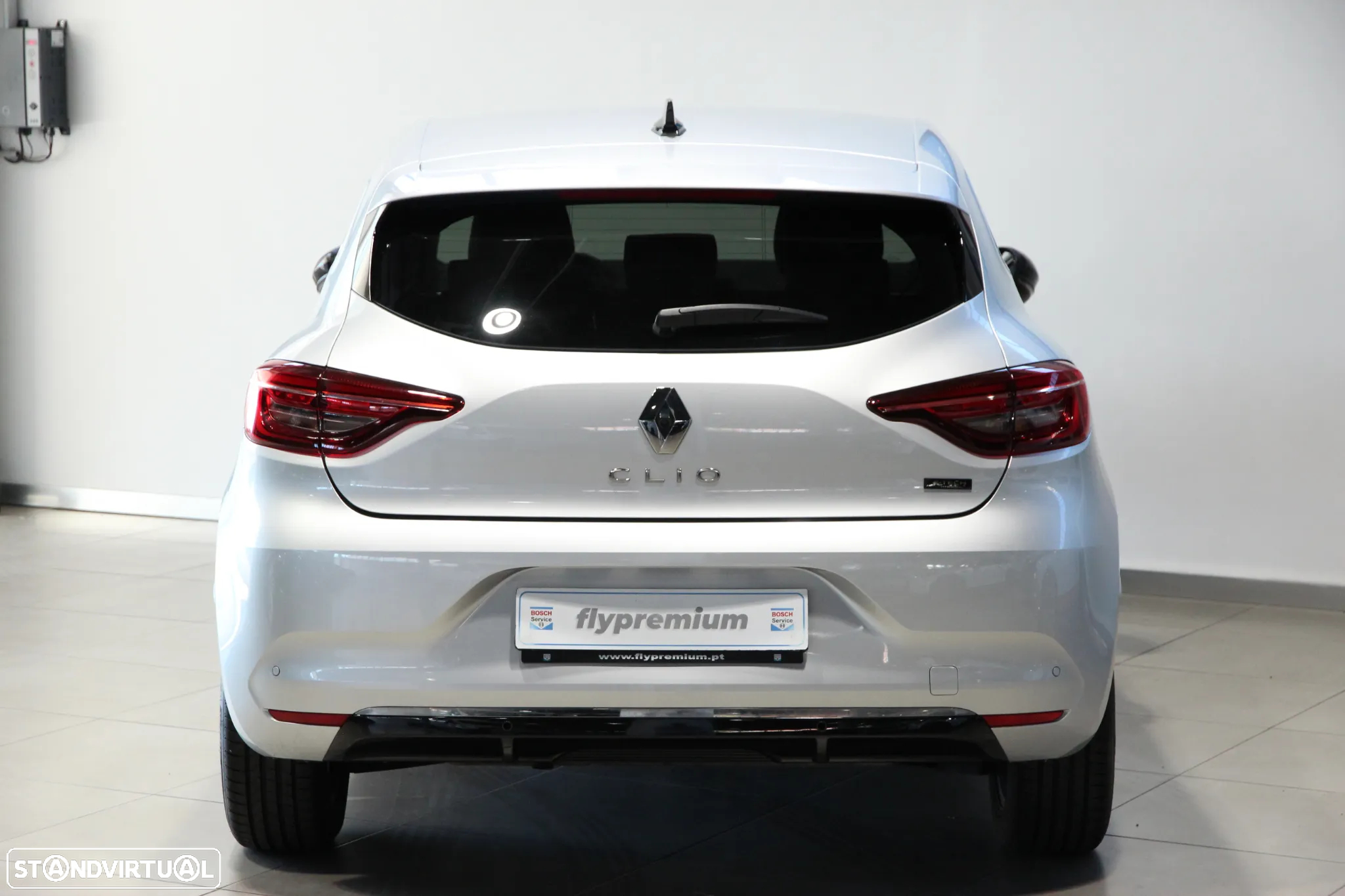 Renault Clio 1.6 E-Tech Full Hybrid Engineered - 4