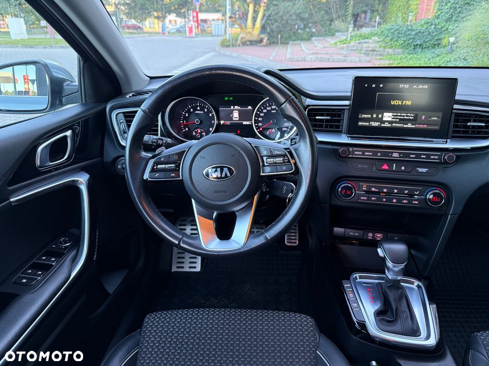 Kia Ceed 1.4 T-GDI L Business Line DCT - 10
