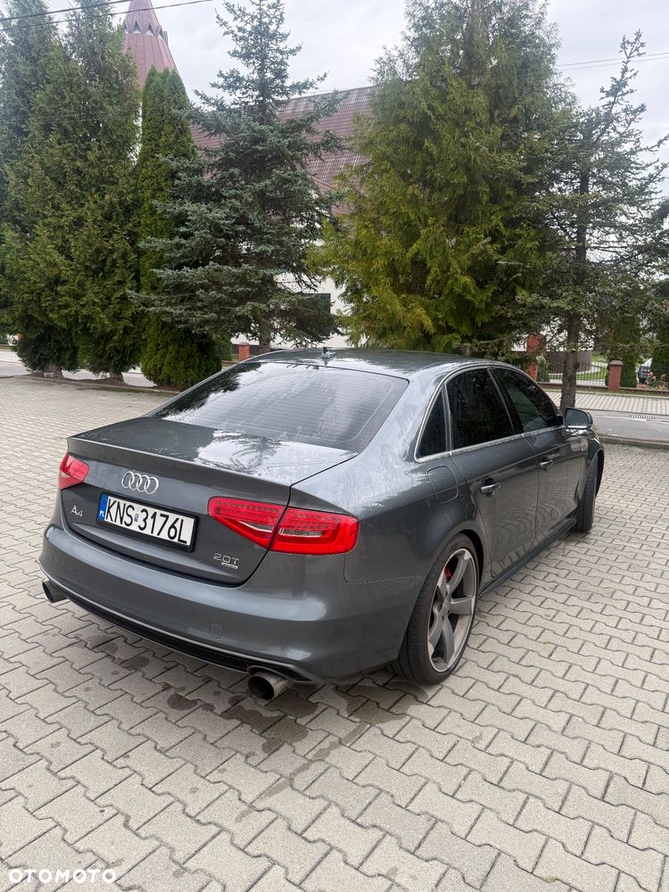 Audi A4 Limousine 2.0 TFSI Quattro Line - 4