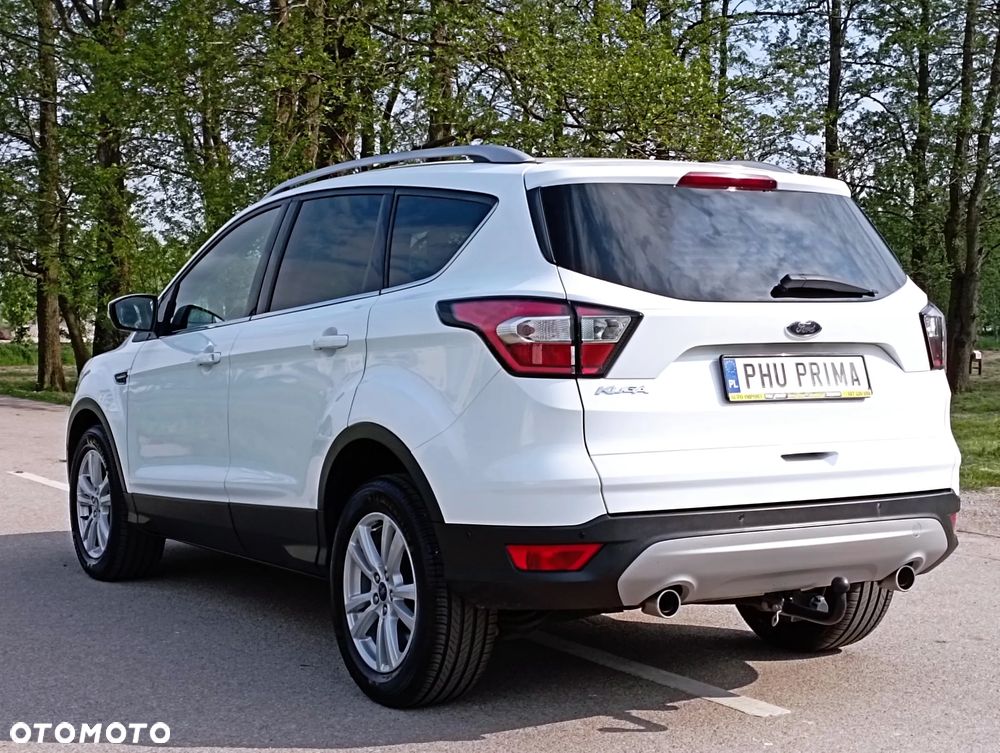 Ford Kuga - 17