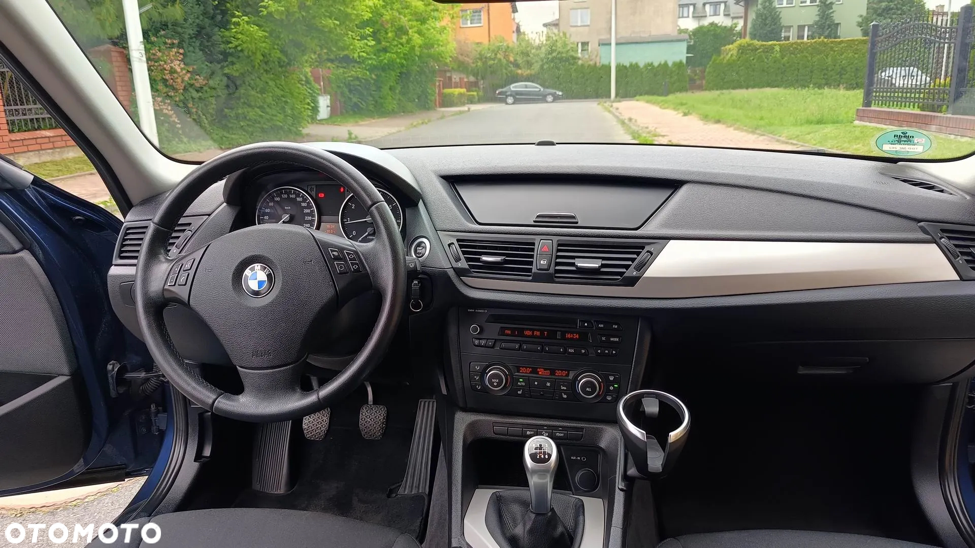 BMW X1 xDrive20i Sport Line - 23