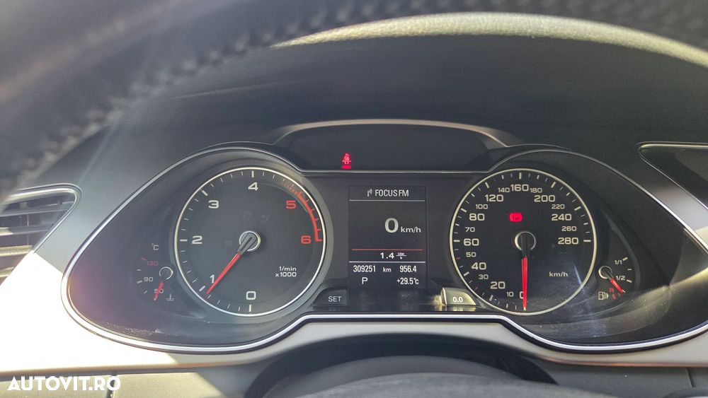 Audi A4 Limuzina 2.0 TDI DPF multitronic Ambiente - 16