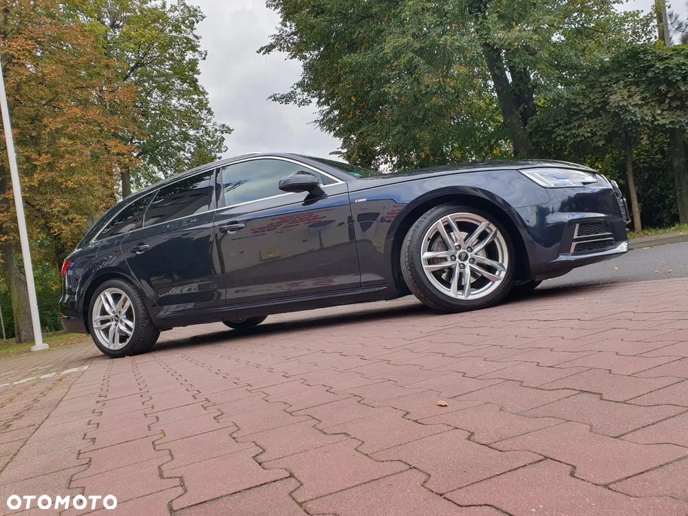 Audi A4 Avant 2.0 TDI ultra S tronic sport - 33