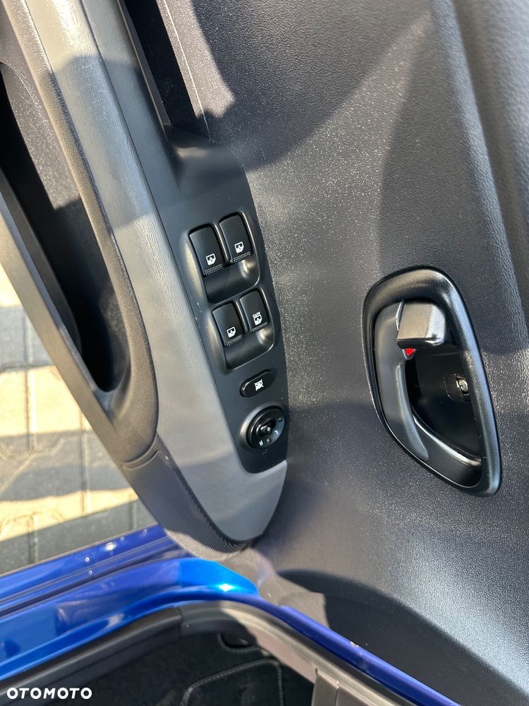 Hyundai i10 1.1 Premium - 10