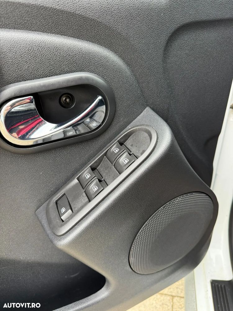 Dacia Duster 1.5 dCi 4x2 Prestige - 11