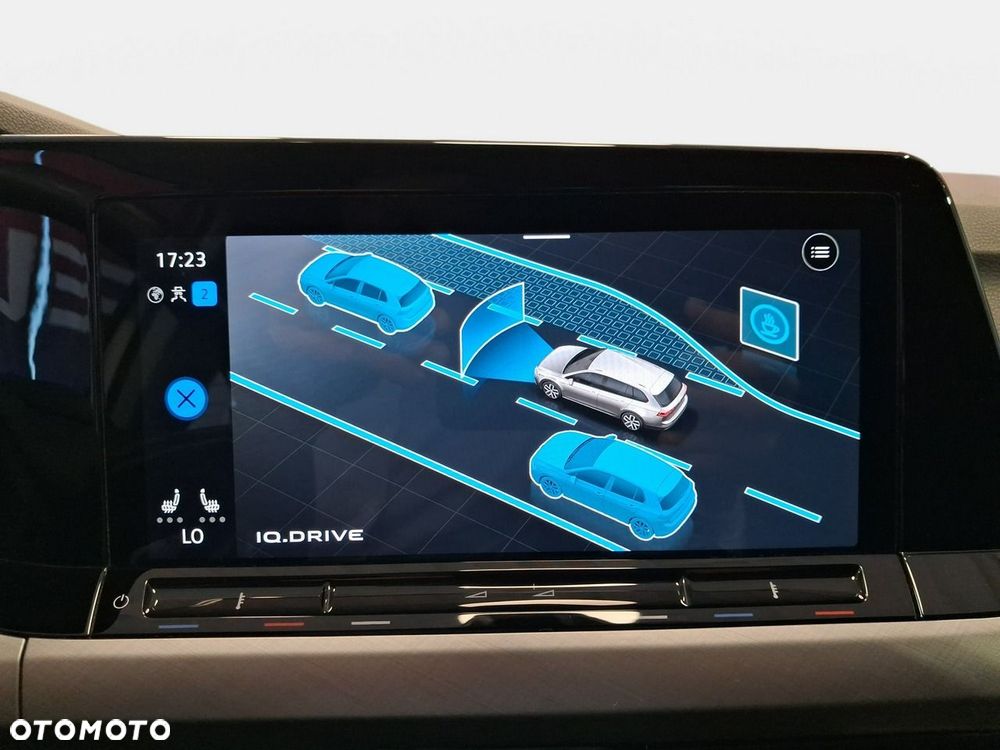 Volkswagen Golf Variant - 27
