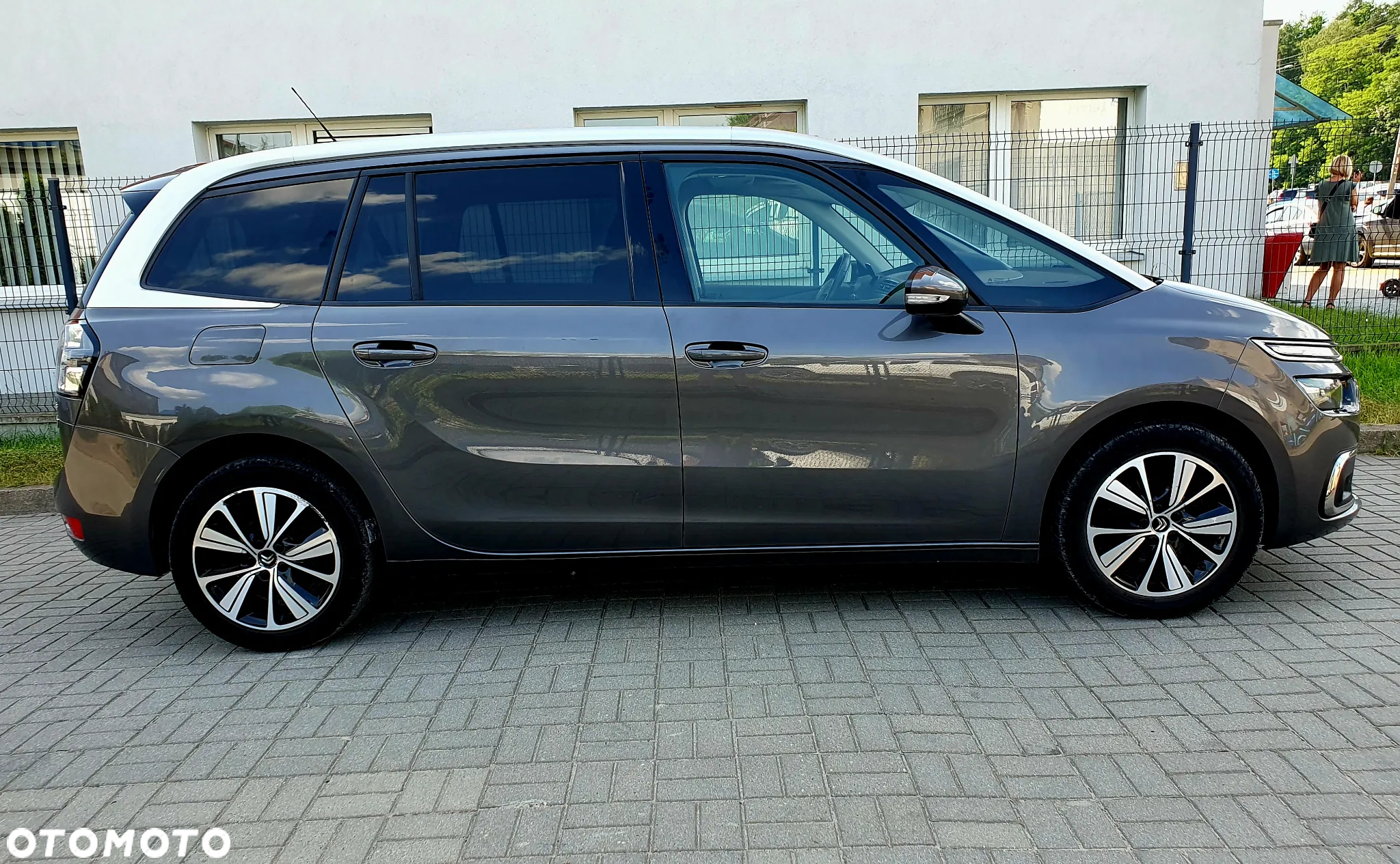 Citroën C4 SpaceTourer Grand 2.0 BlueHDi More Life S&S EAT6 - 17