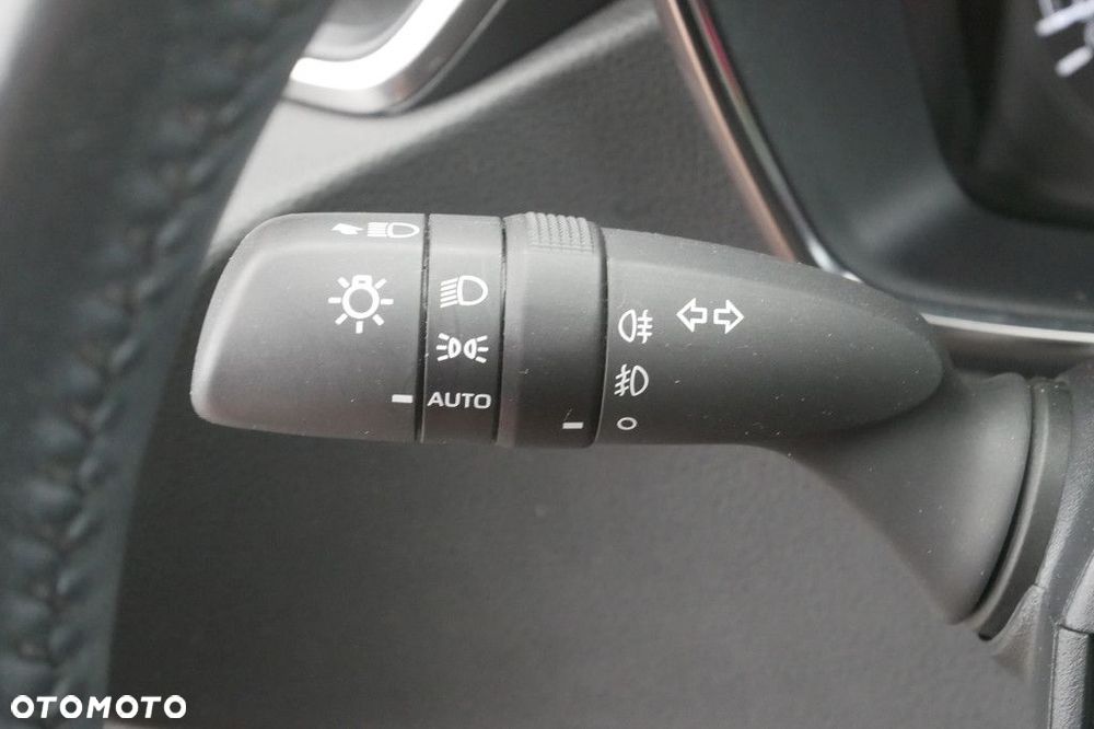 Toyota Corolla - 24