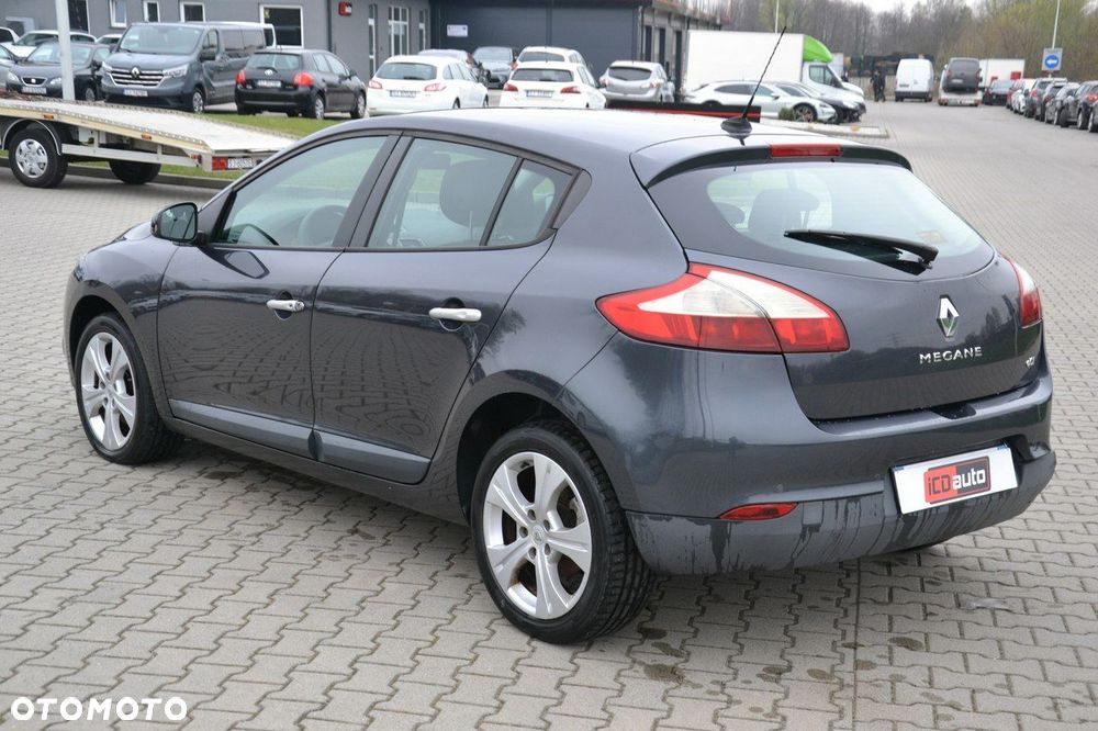 Renault Megane - 5