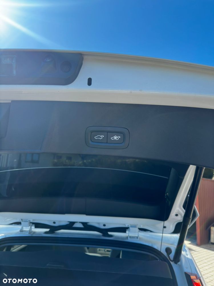 Volvo XC 40 B5 B AWD Ultimate Bright - 29