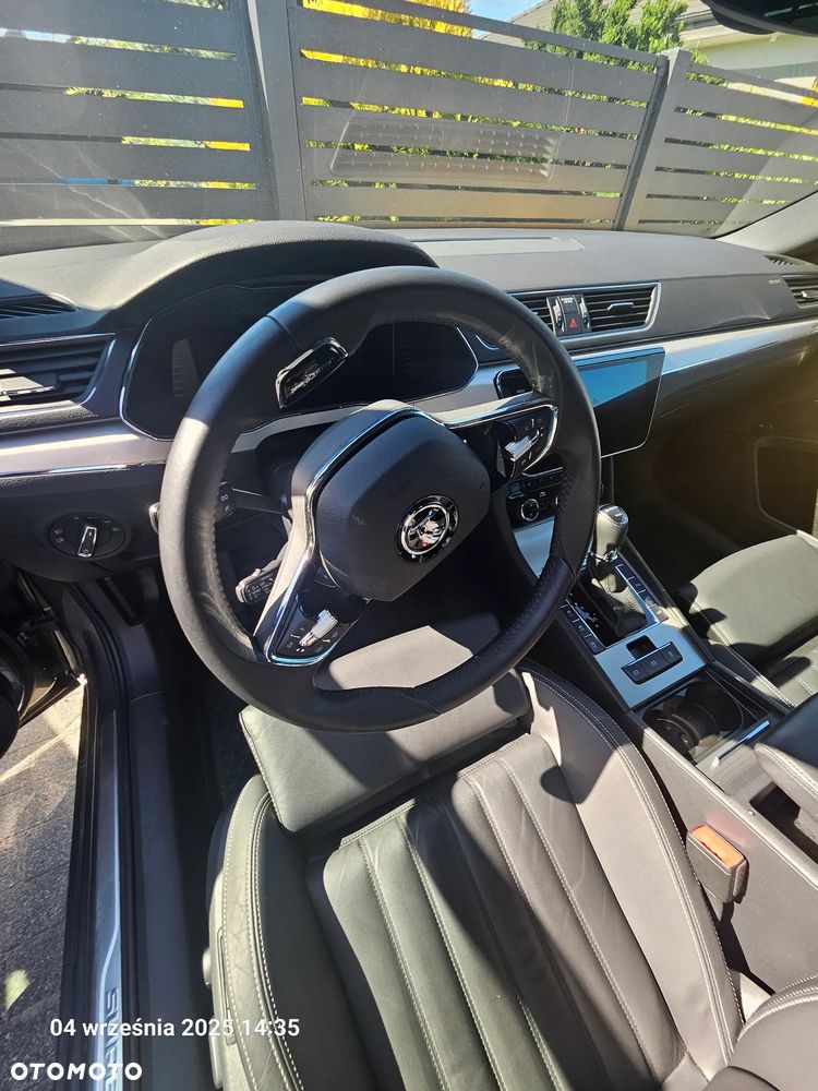 Skoda Superb 2.0 TDI SCR 4x4 L&K DSG - 12