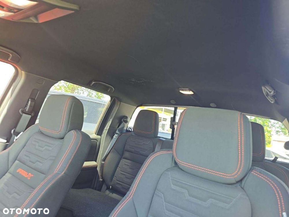 Nissan Frontier - 11