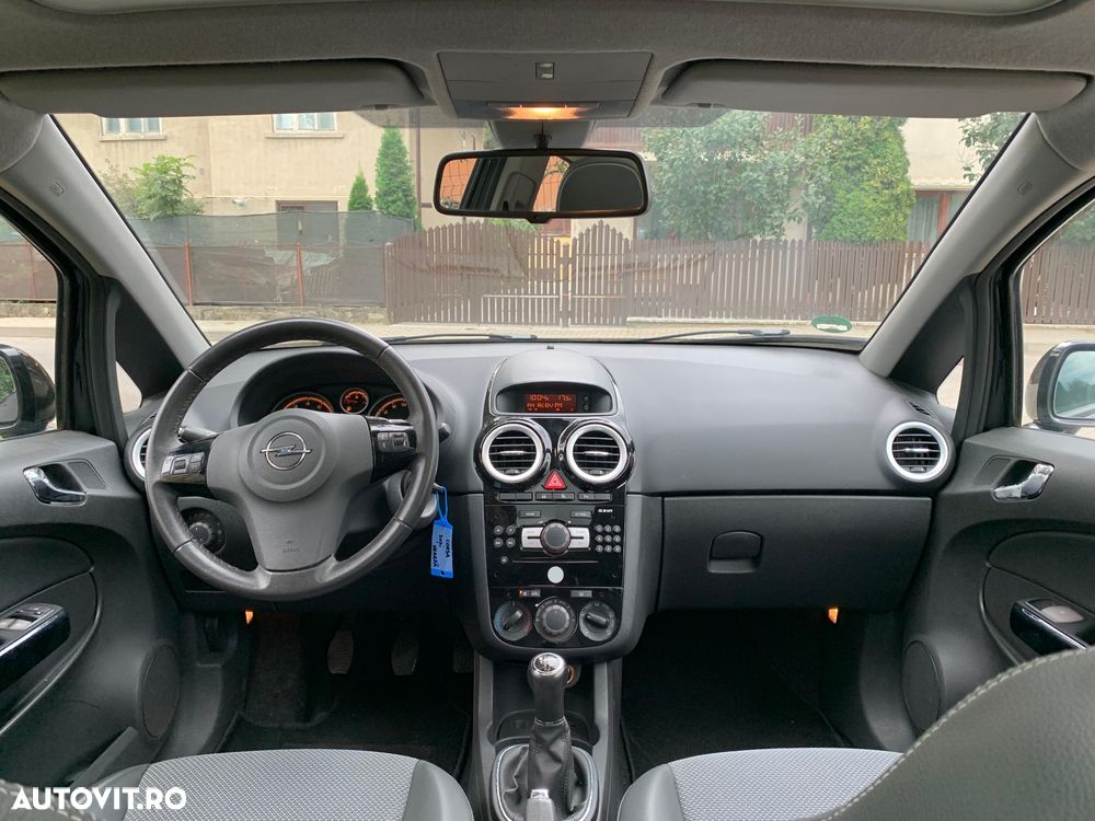 Opel Corsa 1.4 16V Enjoy - 5