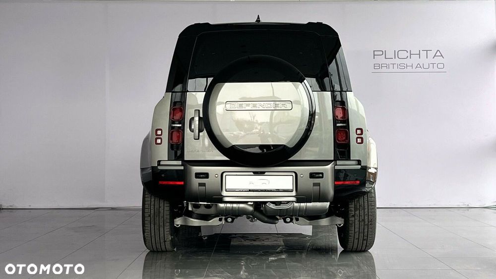 Land Rover Defender - 6