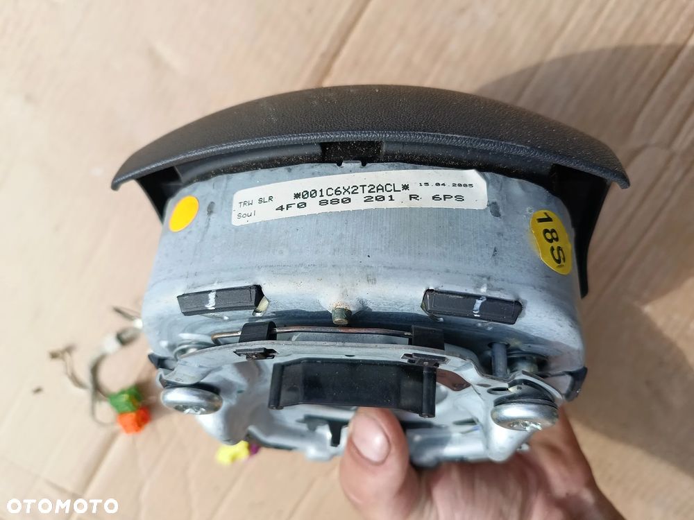 AUDI A6 C6 AIRBAG PODUSZKA KIEROWCY 4F0880201R - 2