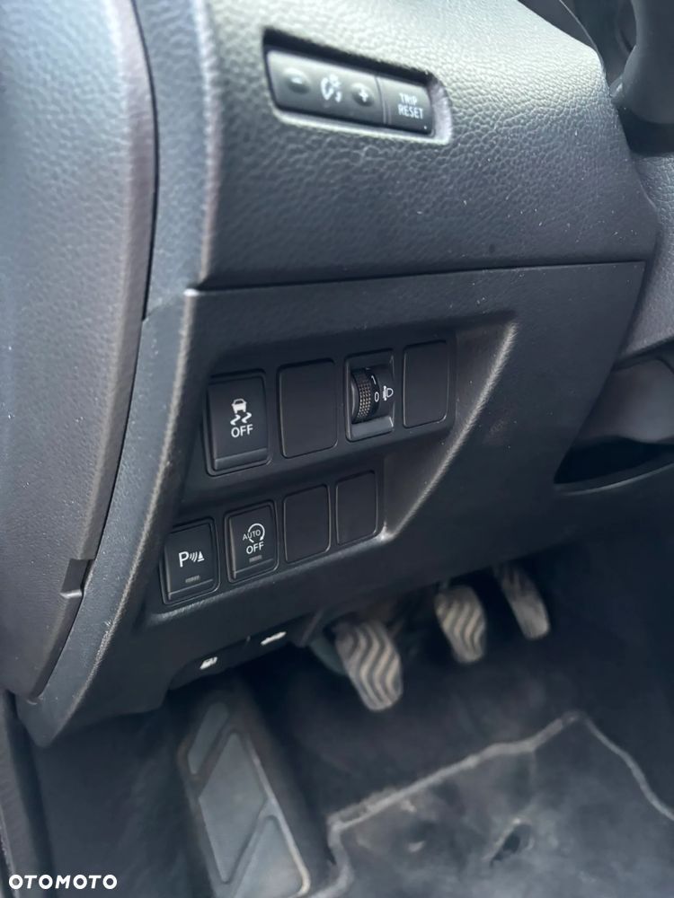 Nissan Qashqai 1.2 DIG-T N-Connecta - 26