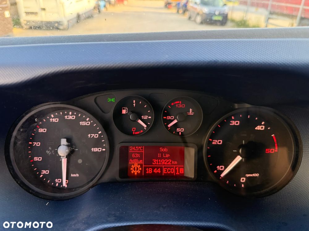 Iveco 50C18 - 15