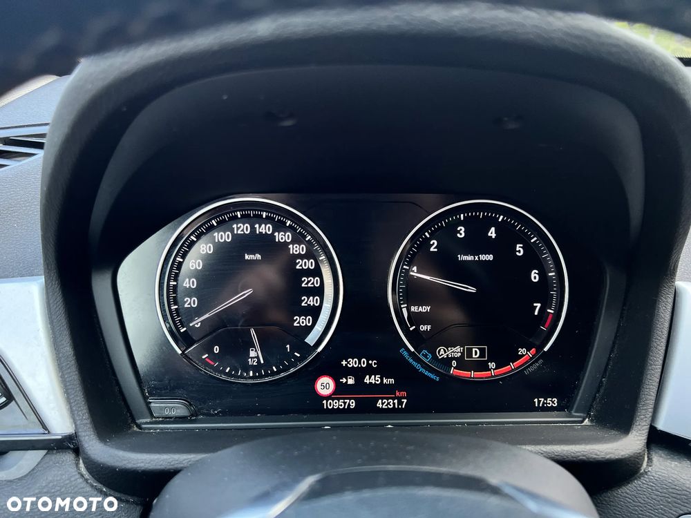 BMW X1 sDrive18i - 19