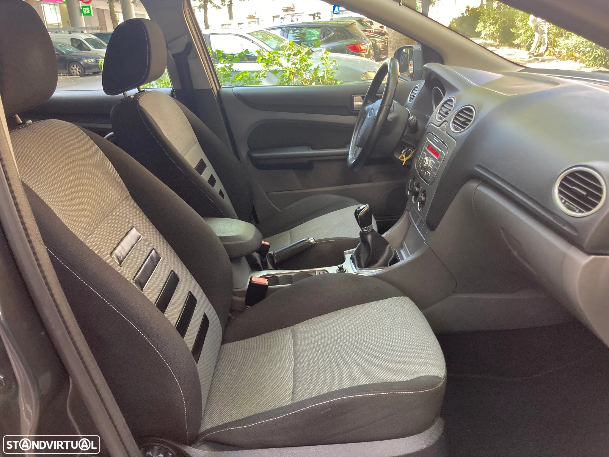 Ford Focus SW 1.6 TDCi Trend - 10