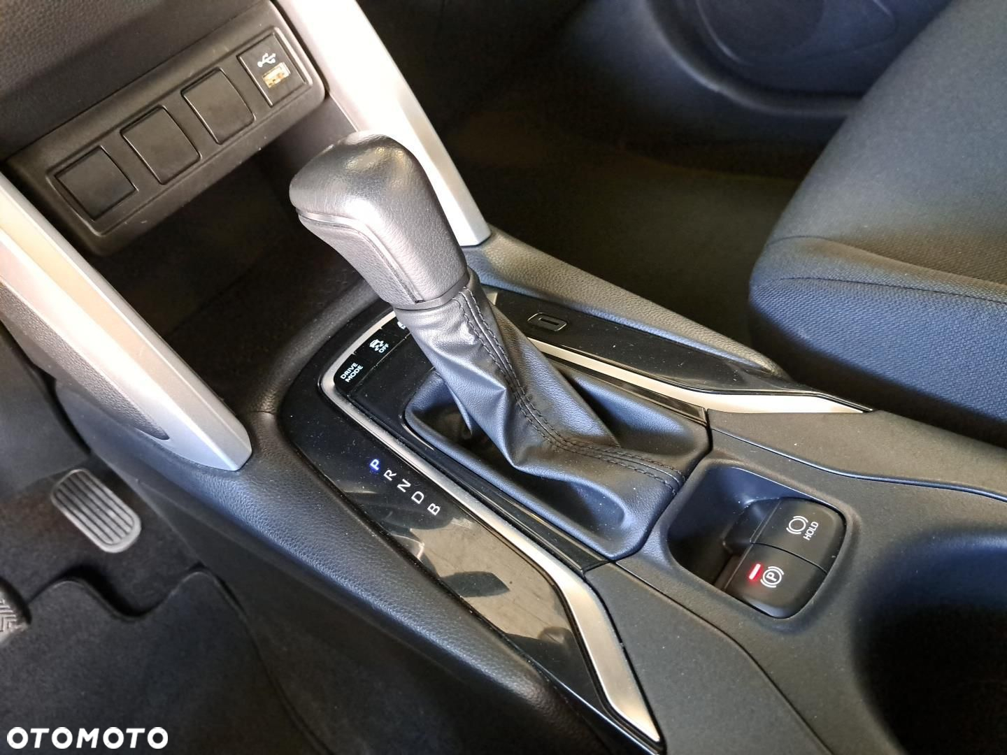 Toyota Corolla Cross - 22