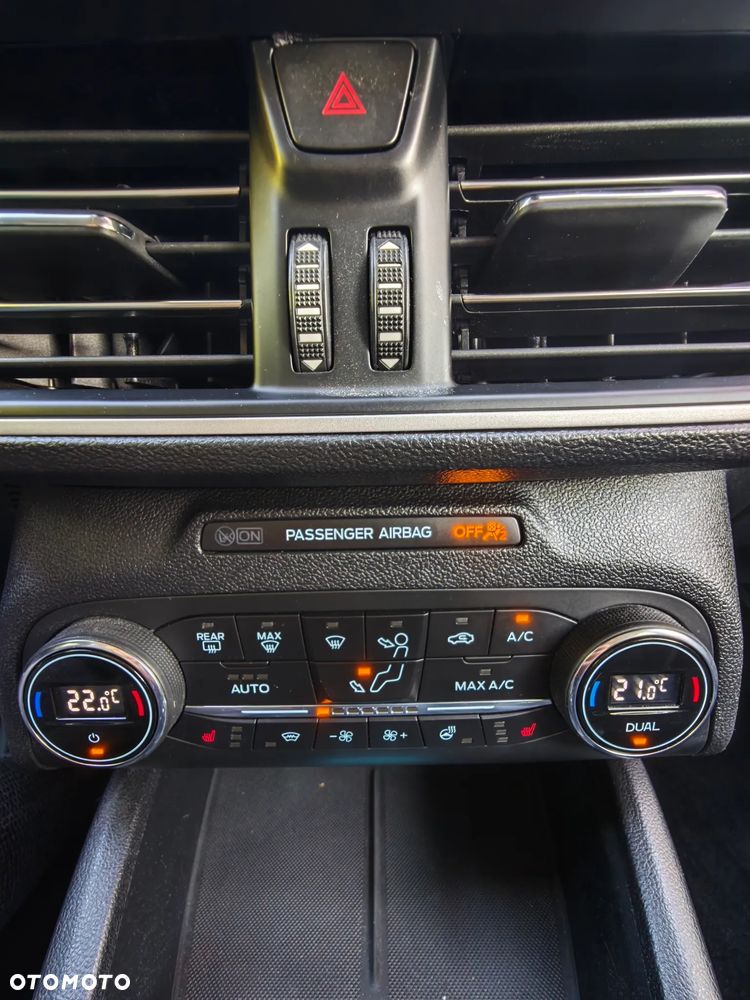 Ford Focus 1.0 EcoBoost STart-Stopp-System TITANIUM X - 31
