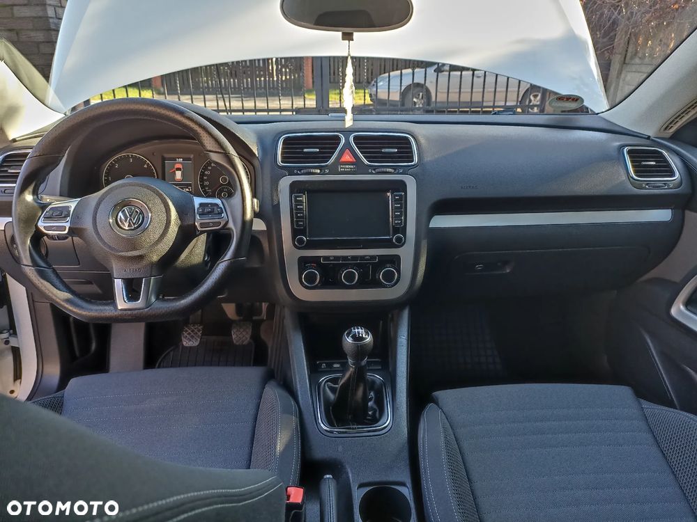 Volkswagen Scirocco 2.0 TDI - 17