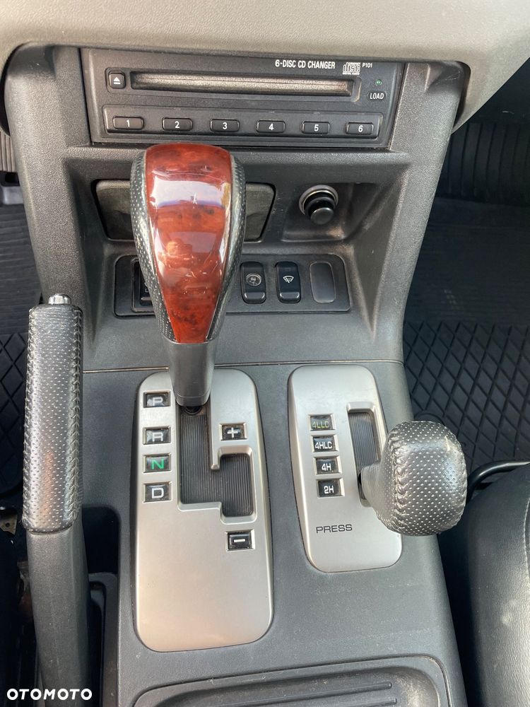 Mitsubishi Pajero 3.2 DID - 8