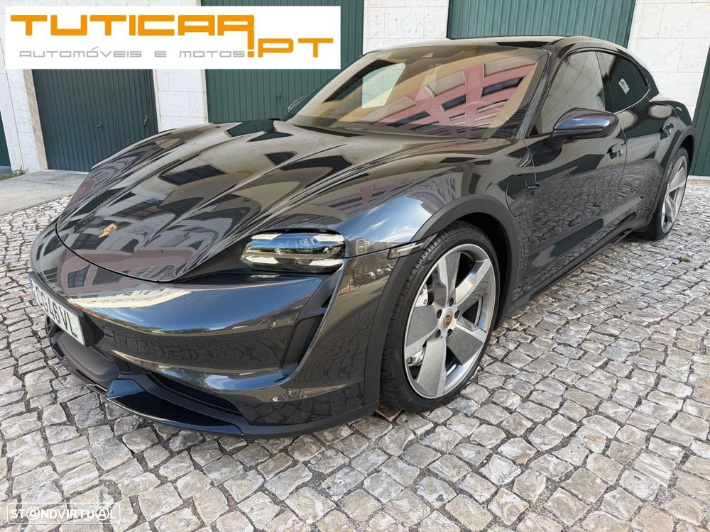 Porsche Taycan Cross Turismo Turbo - 1